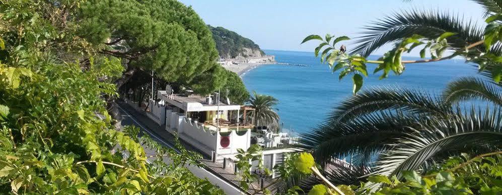 Hotel Villa Adele Celle Ligure Exterior photo
